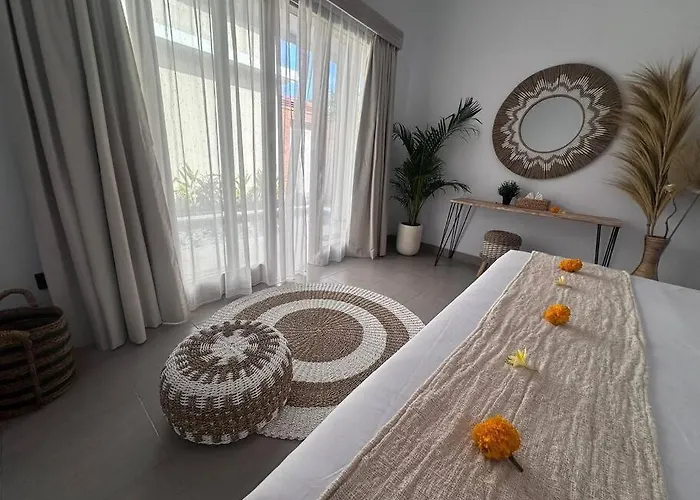 Villa Bali Bird Umalas Canggu (Bali)